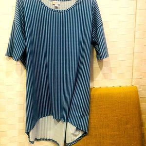 LuLaRoe top